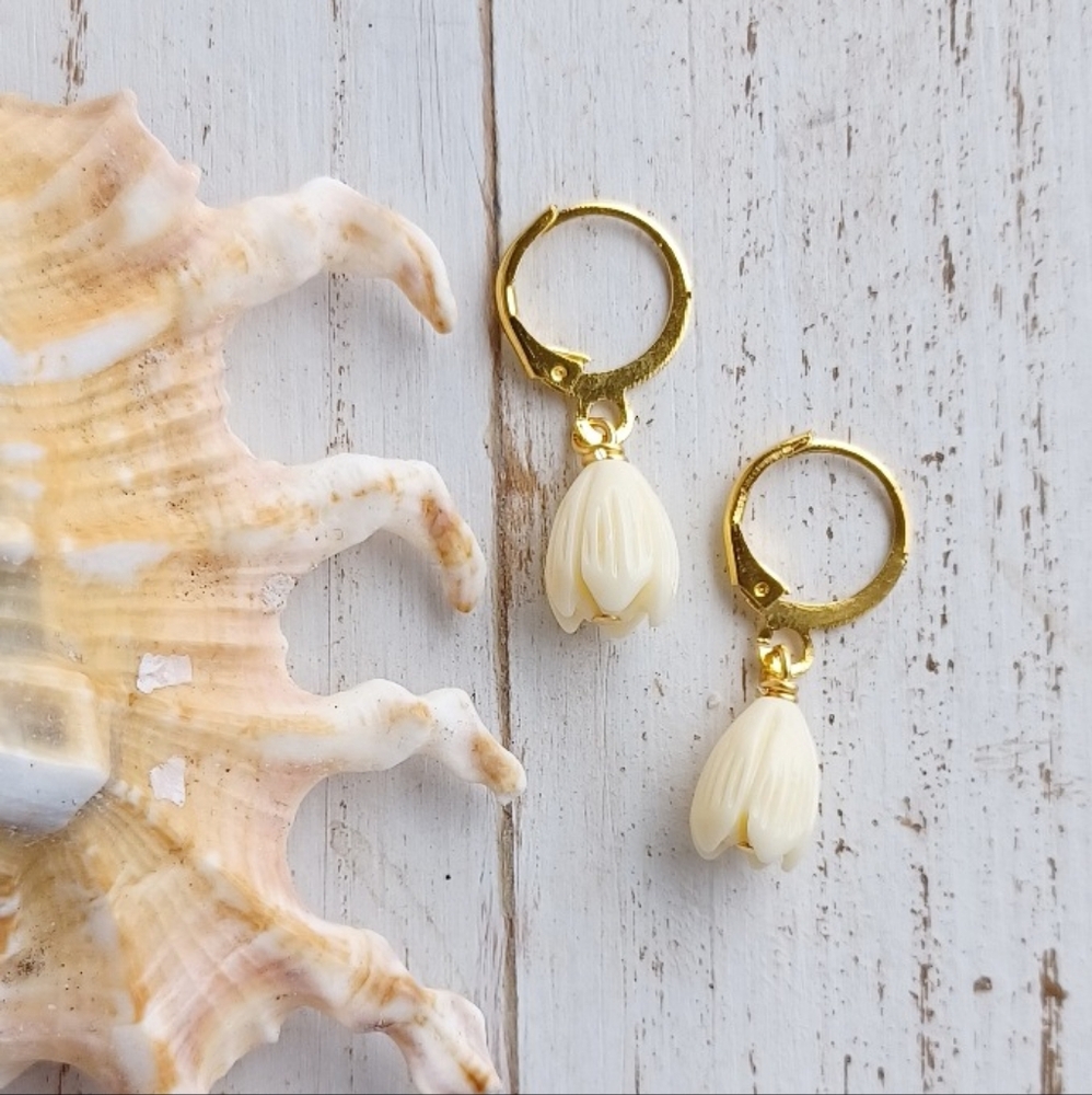 Pikake Flower Earrings